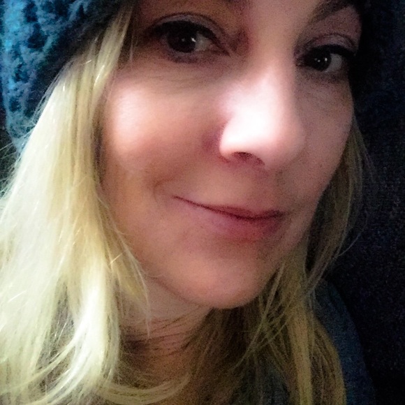 Meet your Posher, Julie - Picture 4 of 5